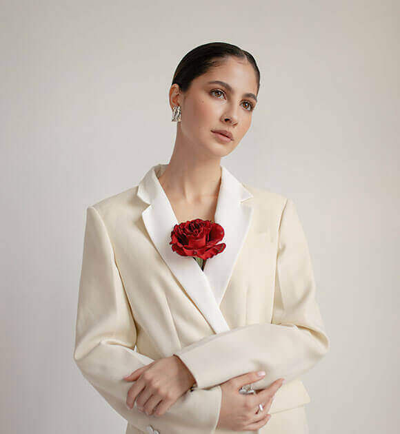 “নরম, স্টাইলিশ ও নিখুঁত — আপনার আদর্শ ক্যাজুয়াল টি-শার্ট” (Copy)