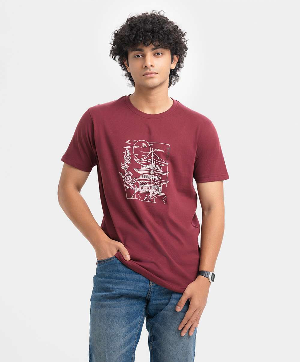 "Soft. Stylish. Perfect — The Ultimate Casual T-Shirt"